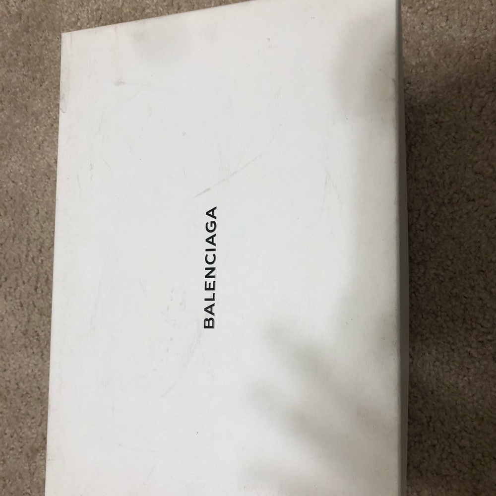 Balenciaga Arenas WHITE***SOLD*** - Picture 2 of 6